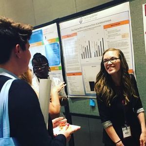 Meet your Posher, Kelly